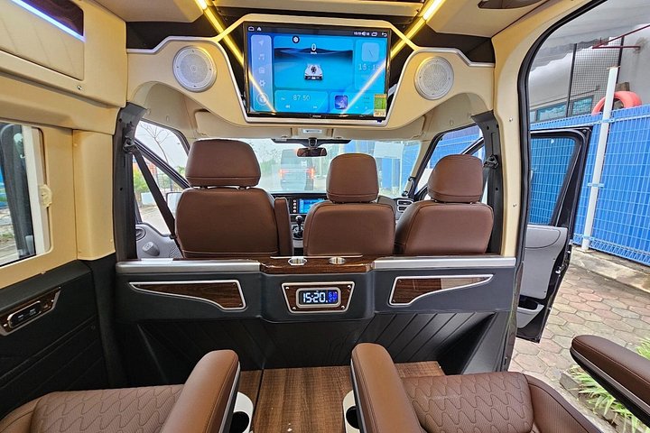 Transfer Ha Long and Ninh Binh by Limousine Bus