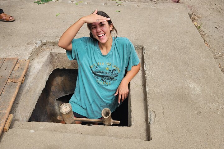 WAR TOUR to MY LAI MASSACRE & KY ANH TUNNELS & GOLDEN PAGODA
