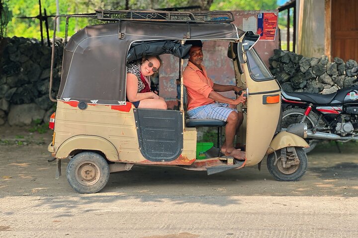Full Day Tour Delft and Nainativu Island Adventure from Jaffna