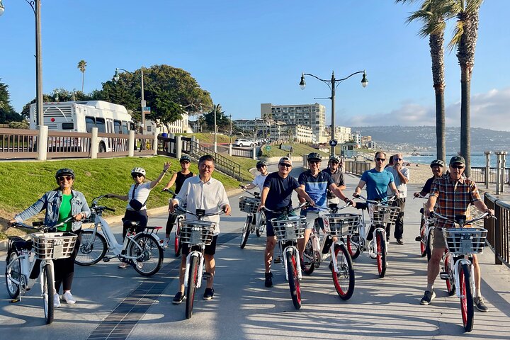 E-Bike LA Beach Tour from Redondo Beach Pier