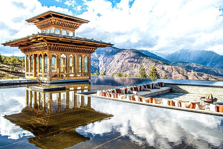 7 Days Shared Bhutan Guided Tour from Thimphu