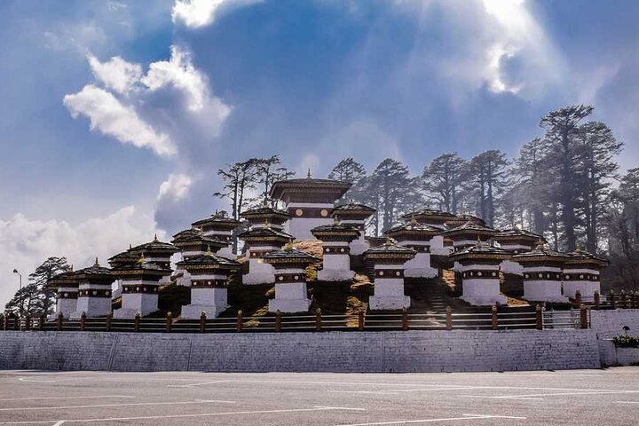 7 Days Shared Bhutan Guided Tour from Thimphu
