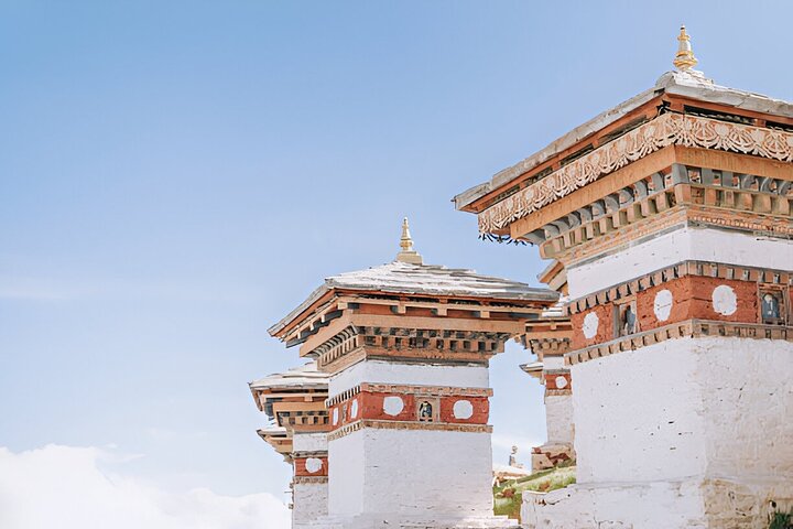 7 Days Shared Bhutan Guided Tour from Thimphu
