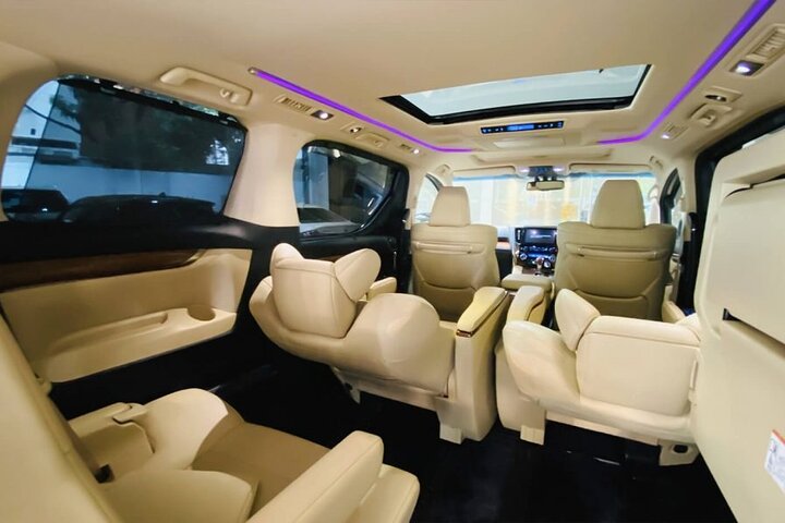 Private transfer from Narita Airport to Tokyo