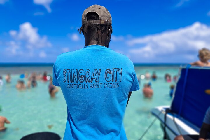 6h Ultimate Antigua Tour: Stingray City, Beach & Local Lunch