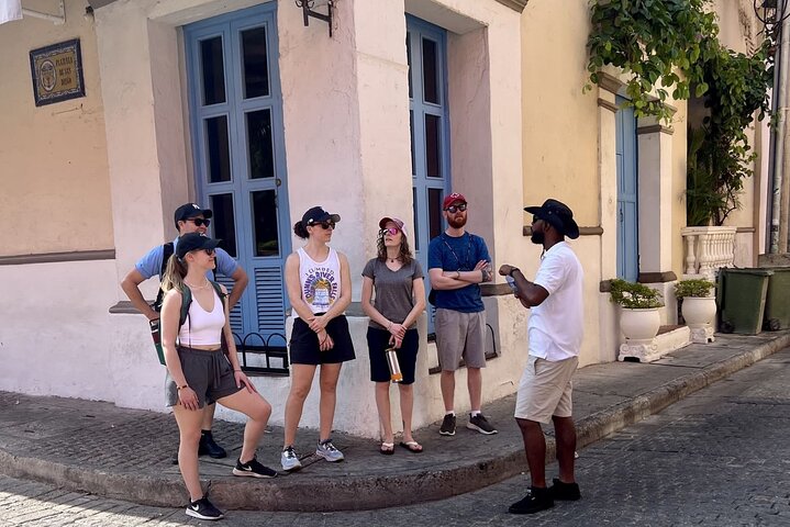 Walking tour of the magical city of Cartagena.