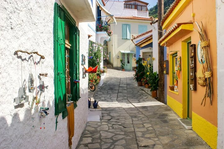 Manolates Hiking with Bus Transfer included