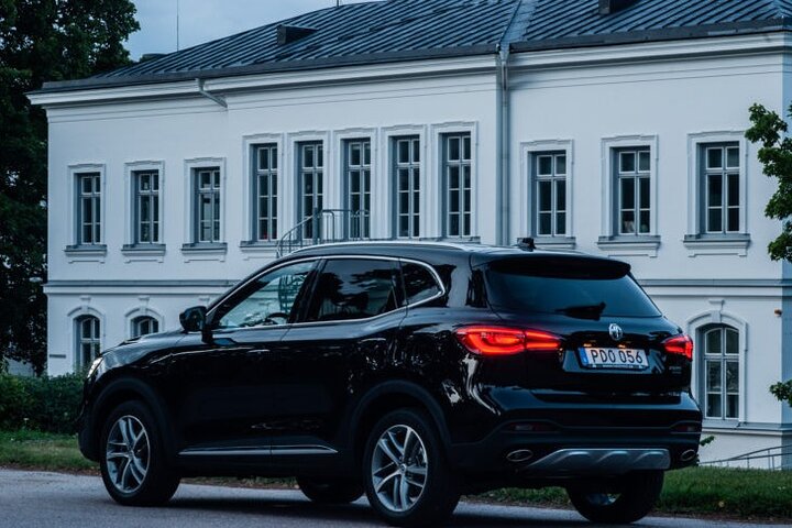 Private transfer by car: Airport from / to the City or Port of Marseille