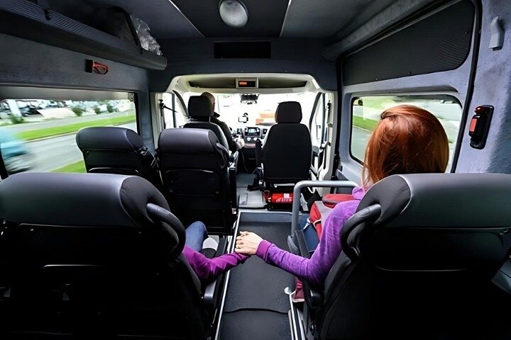 Dakhla Airport transfer to City Center