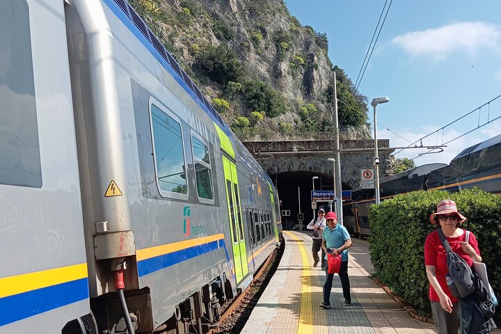 Cinque Terre by train and boat