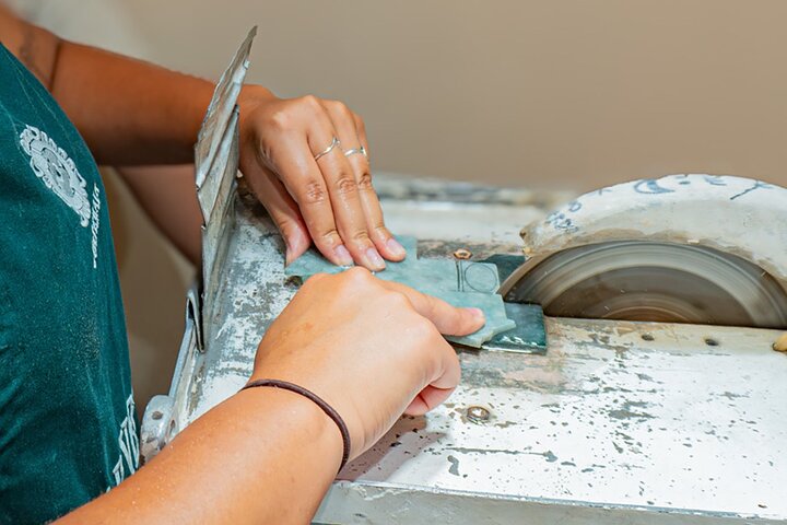 Carve your own jade piece in Antigua!