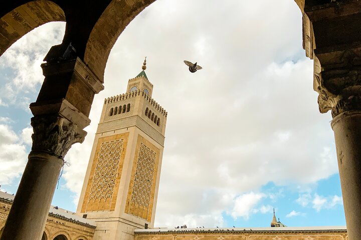 The charm of the capital: Carthage Sidi Bou Saïd and the Medina
