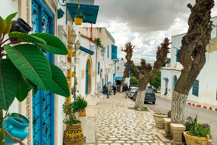 The charm of the capital: Carthage Sidi Bou Saïd and the Medina