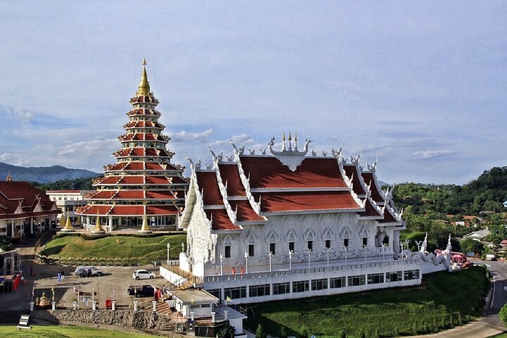 Chiang Rai White Temple, Blue Temple and more from Chiang Mai