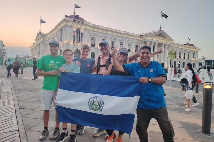 Fun Walking Tour of San Salvador's Historic Center