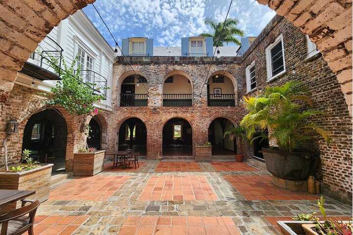 Half Day Historical Tour in Antigua with Beach