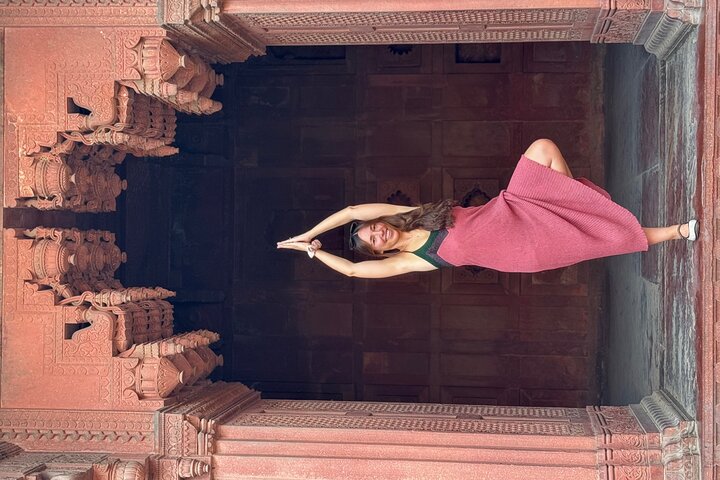 Same day Taj Mahal memorable Agra tour from Delhi