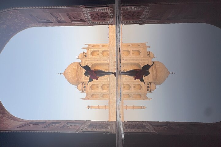 Same day Taj Mahal memorable Agra tour from Delhi