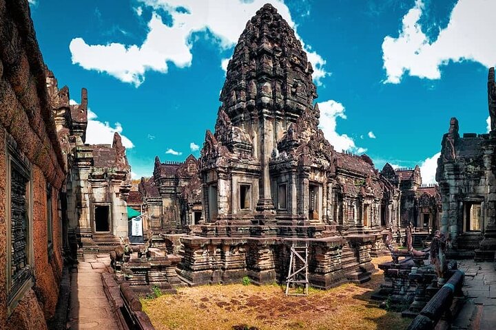 Siem Reap 2-Day Private Angkor Wat Tour with Sunrise