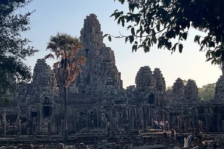 Siem Reap 2-Day Private Angkor Wat Tour with Sunrise