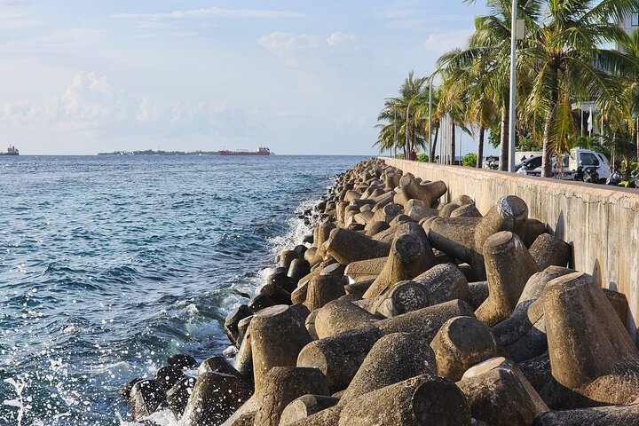 Greater Male Explorer - Private City Tour by Car or by Walking