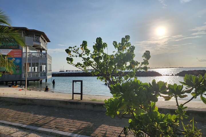 Greater Male Explorer - Private City Tour by Car or by Walking