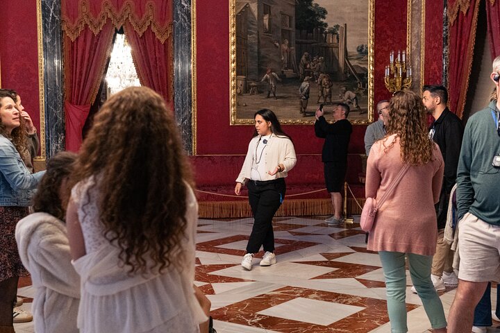 Madrid: Royal Palace Guided Tour with Skip the Line Ticket