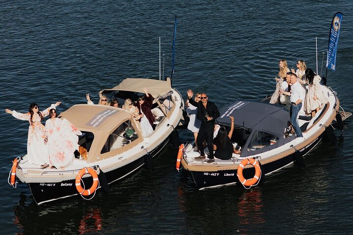 Boat trip Heidelberg Private boat with captain 1.5h to 12 guests