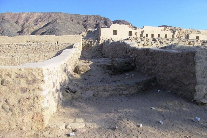 Private Nazca trilogy tour : Cahuachi, Chauchilla & Aqueducts