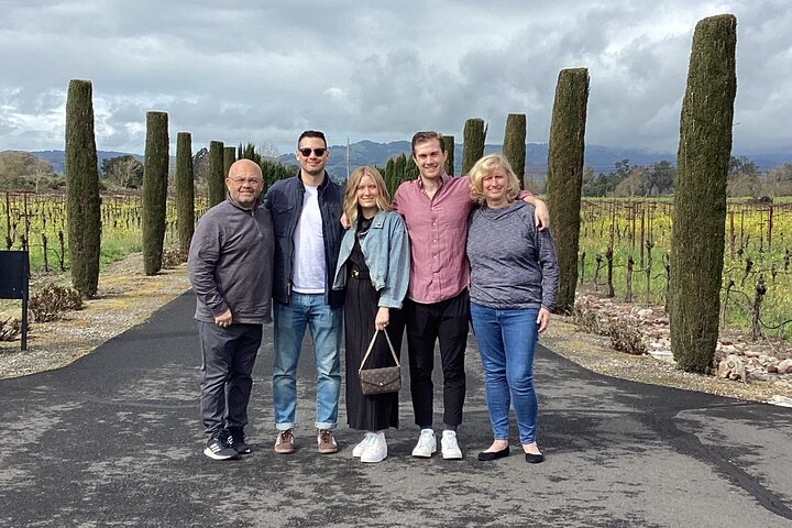 Fabulous Private Wine Tour of Napa & Sonoma: 2 to 5 People
