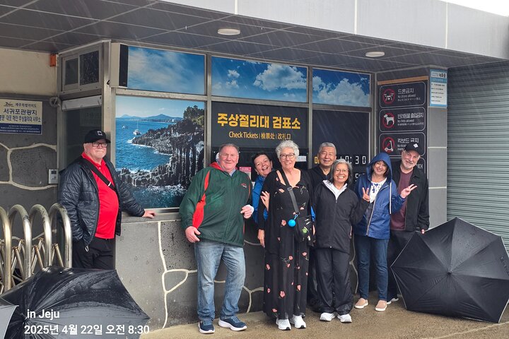 Half or Day Tour For Cruise customers arriving at Gangjeong Port