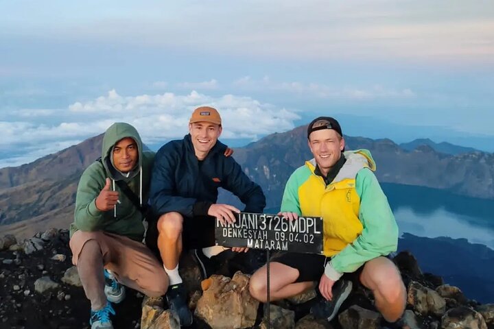 Mount Rinjan 2Days Summit Full Sunrise View Point 3726m