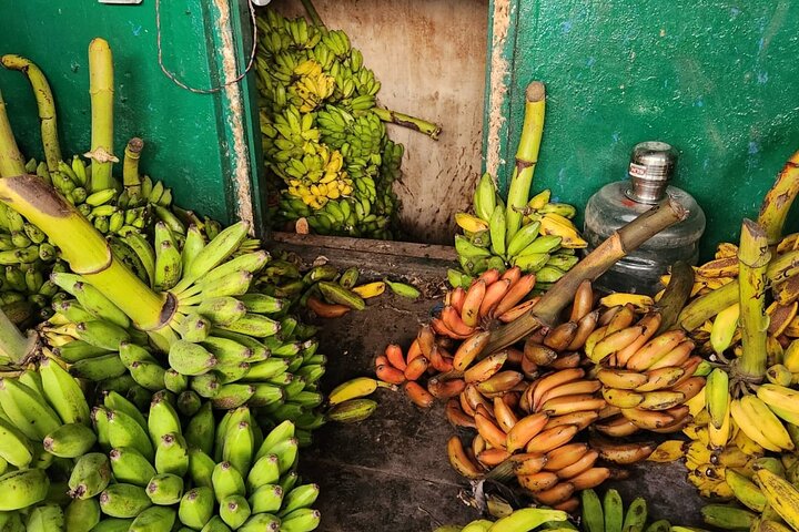 Madurai Walks : City Highlights Temple and Market Tour