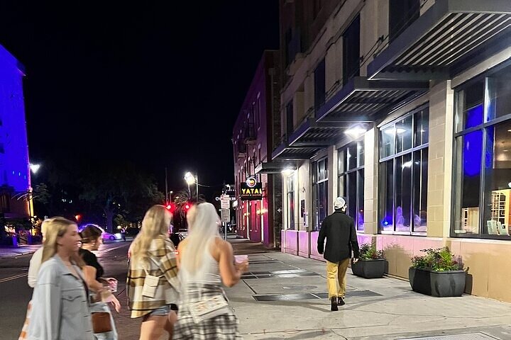 Savannah Haunted Pub Crawl Walking Tour