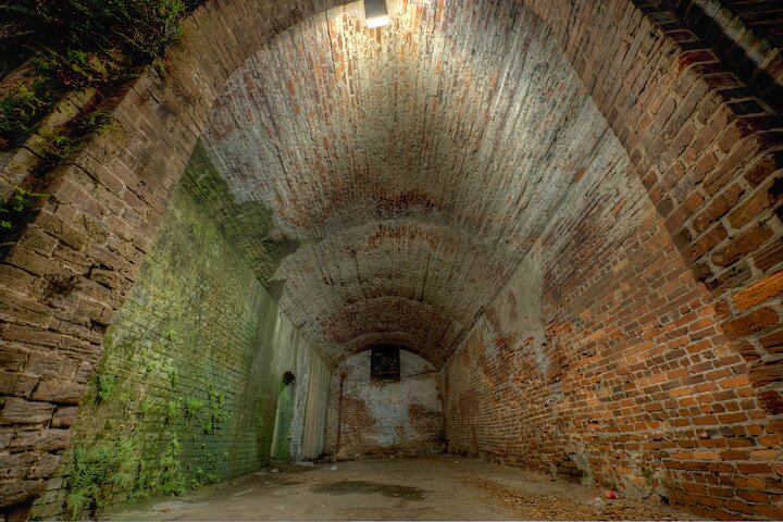 Savannah Haunted Pub Crawl Walking Tour