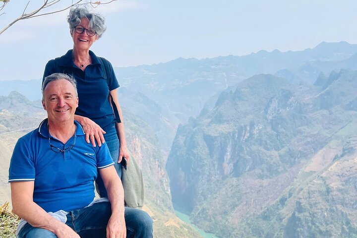 Trekking the White Cliff Ma Pi Leng Pass Adventure