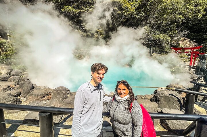 Hot Spring Beppu Onsen with Blue Hell cozy Tour by Car and walk
