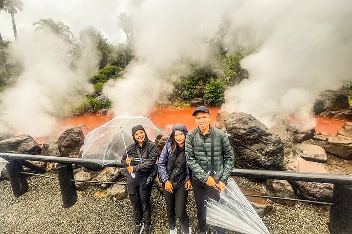 Hot Spring Beppu Onsen with Blue Hell cozy Tour by Car and walk