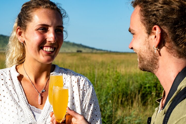 Serengeti Hot Air Balloon Flight with Champagne Breakfast