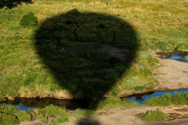 Serengeti Hot Air Balloon Flight with Champagne Breakfast