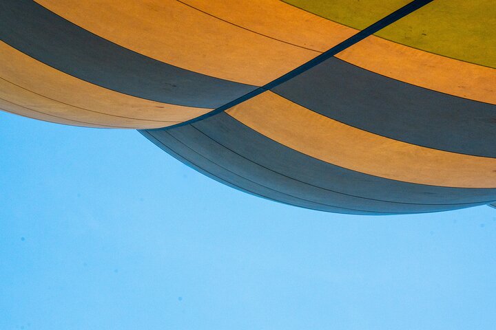 Serengeti Hot Air Balloon Flight with Champagne Breakfast