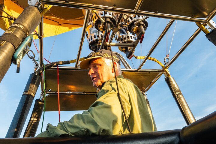 Serengeti Hot Air Balloon Flight with Champagne Breakfast