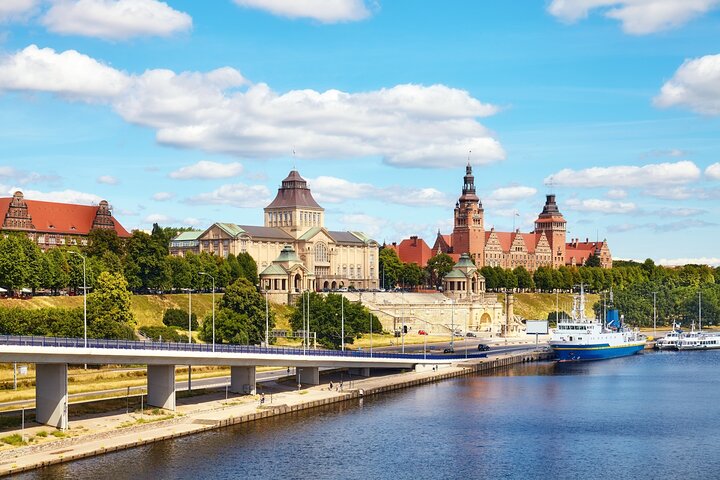 Szczecin Old Town Highlights Private Walking Tour