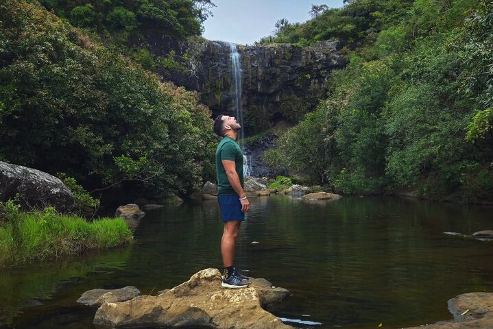 Hiking 7 Waterfalls Experience in Mauritius with Lunch