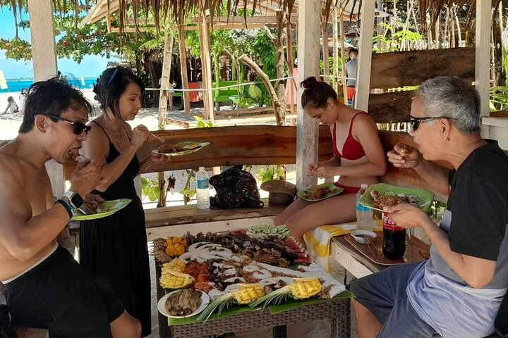 Siargao Group Tri Island Tour with Boodle Fight Lunch