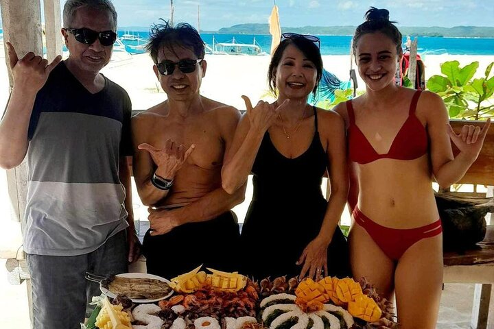 Siargao Group Tri Island Tour with Boodle Fight Lunch