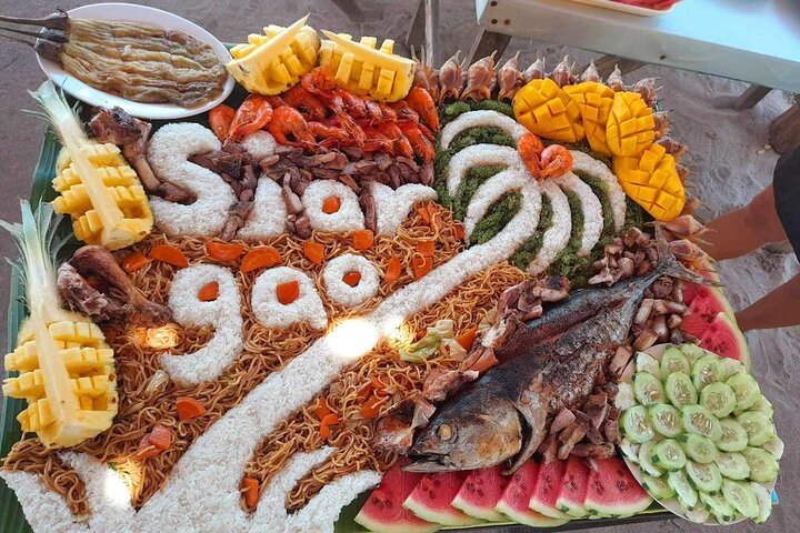 Siargao Group Tri Island Tour with Boodle Fight Lunch
