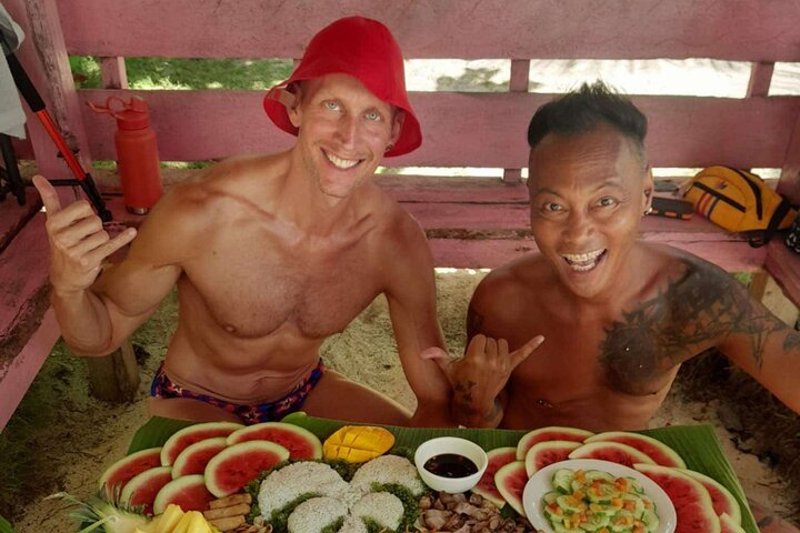 Siargao Group Tri Island Tour with Boodle Fight Lunch