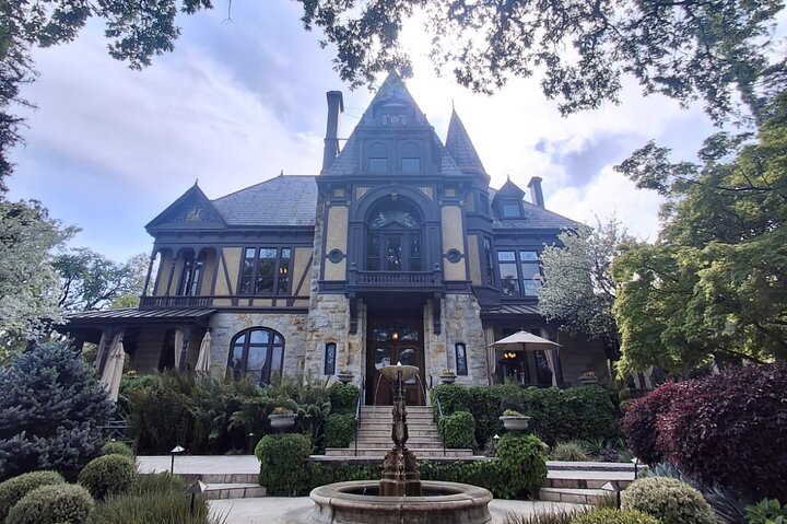 Fabulous Private Wine Tour of Napa & Sonoma: 2 to 5 People