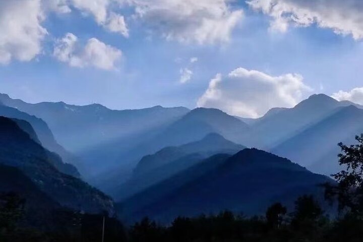 Cangshan Mountain hike and organic homemade dinner